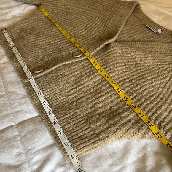 Weekday Hilevi Willow Tan Women's Sweater Cardigan S Balloon Sleeve Oversized - Picture 13 of 14